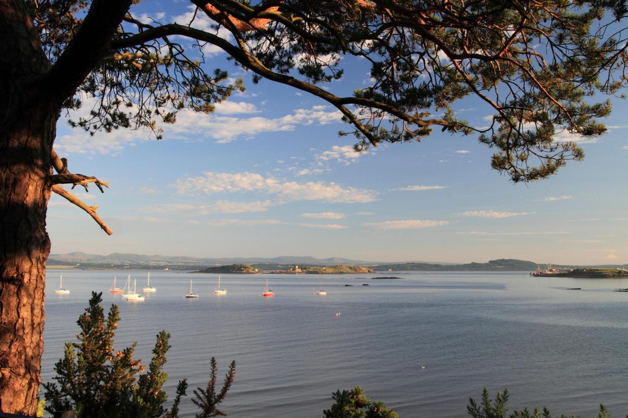 Aberdour Hotel, Stables Rooms & Beer Garden Extérieur photo