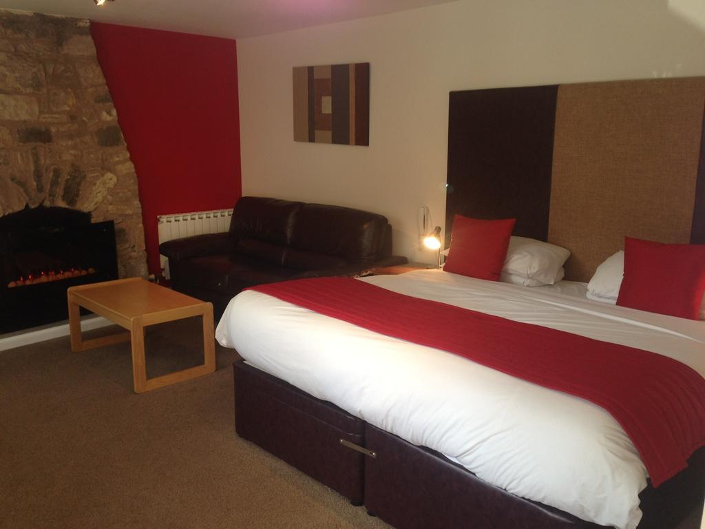 Aberdour Hotel, Stables Rooms & Beer Garden Extérieur photo